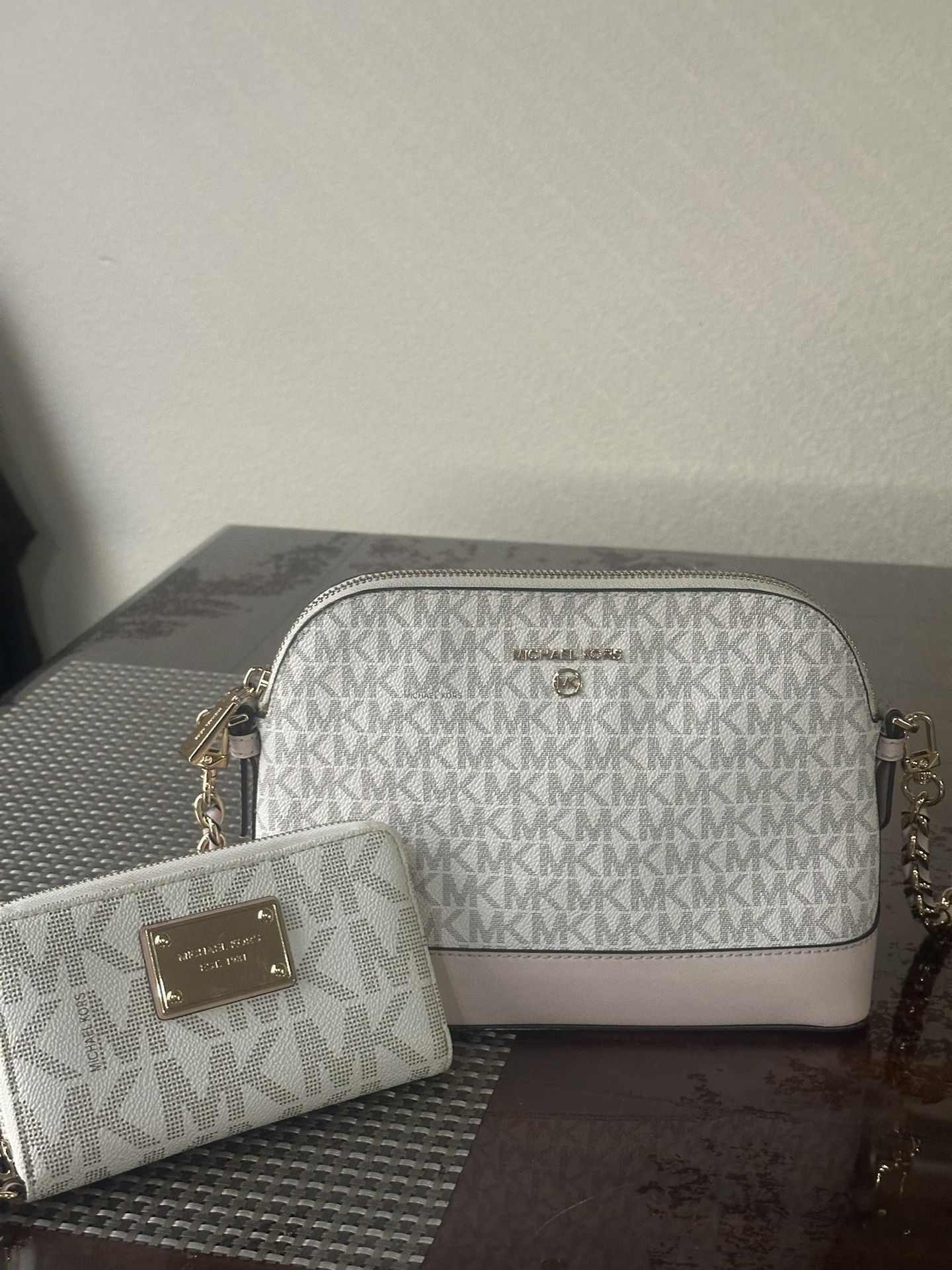 Michael Kors Crossbody