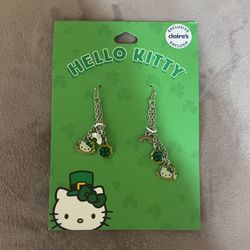 Hello Kitty Earrings New 