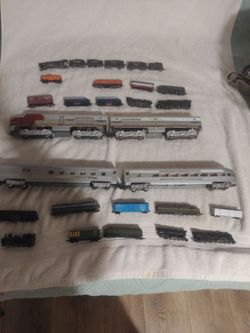 Large Lot of Model Train Cars and Locomotives