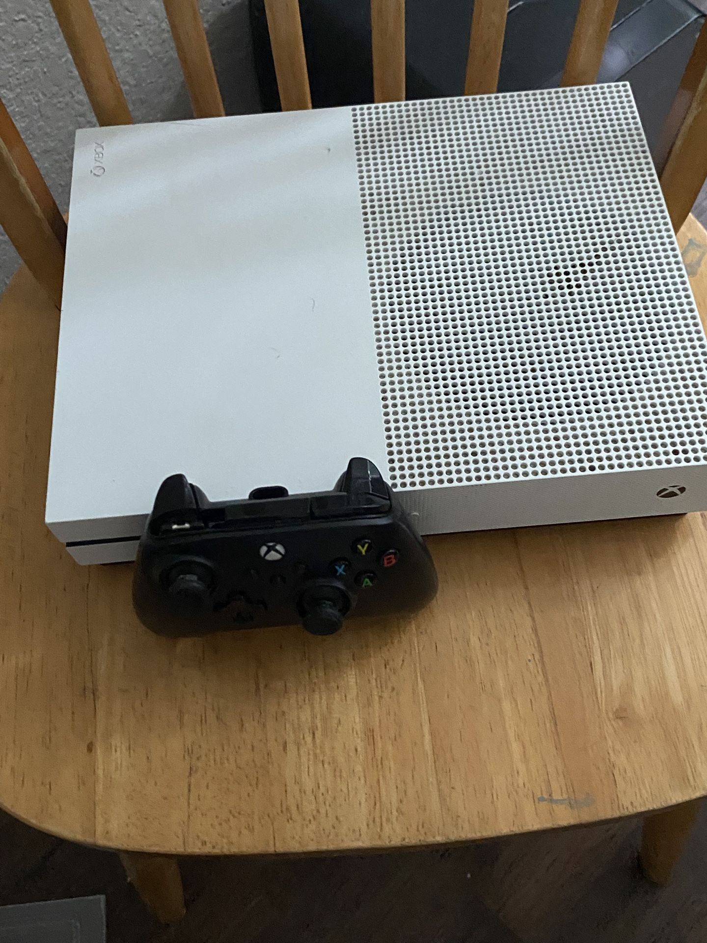Xbox one comes with gta disc