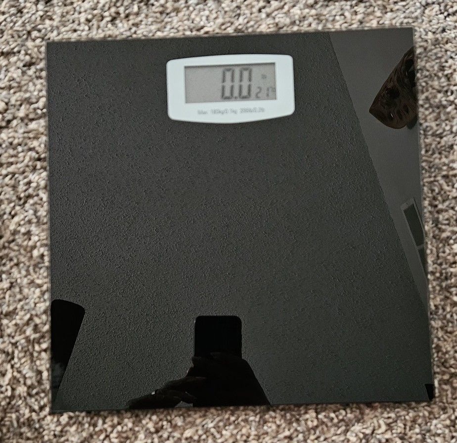 Bucanim Digital Bathroom Scale Model B-BG450