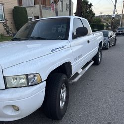2000 Dodge Ram 1500
