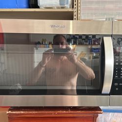 Whirlpool Microwave 