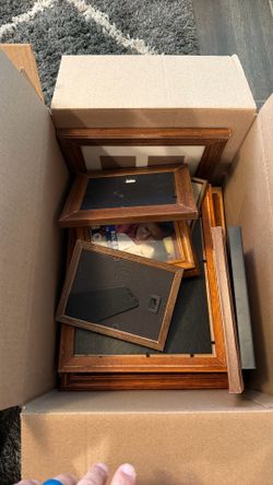 Lot of Wooden Picture Frames (Assorted Sizes/Styles)
