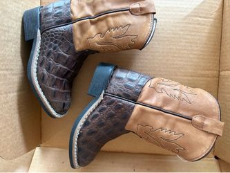 Toddler boots