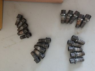 Audi / VW lug bolt set of 20