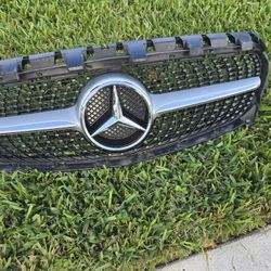 Mercedes Benz CLA (contact info removed)-2022 Grill