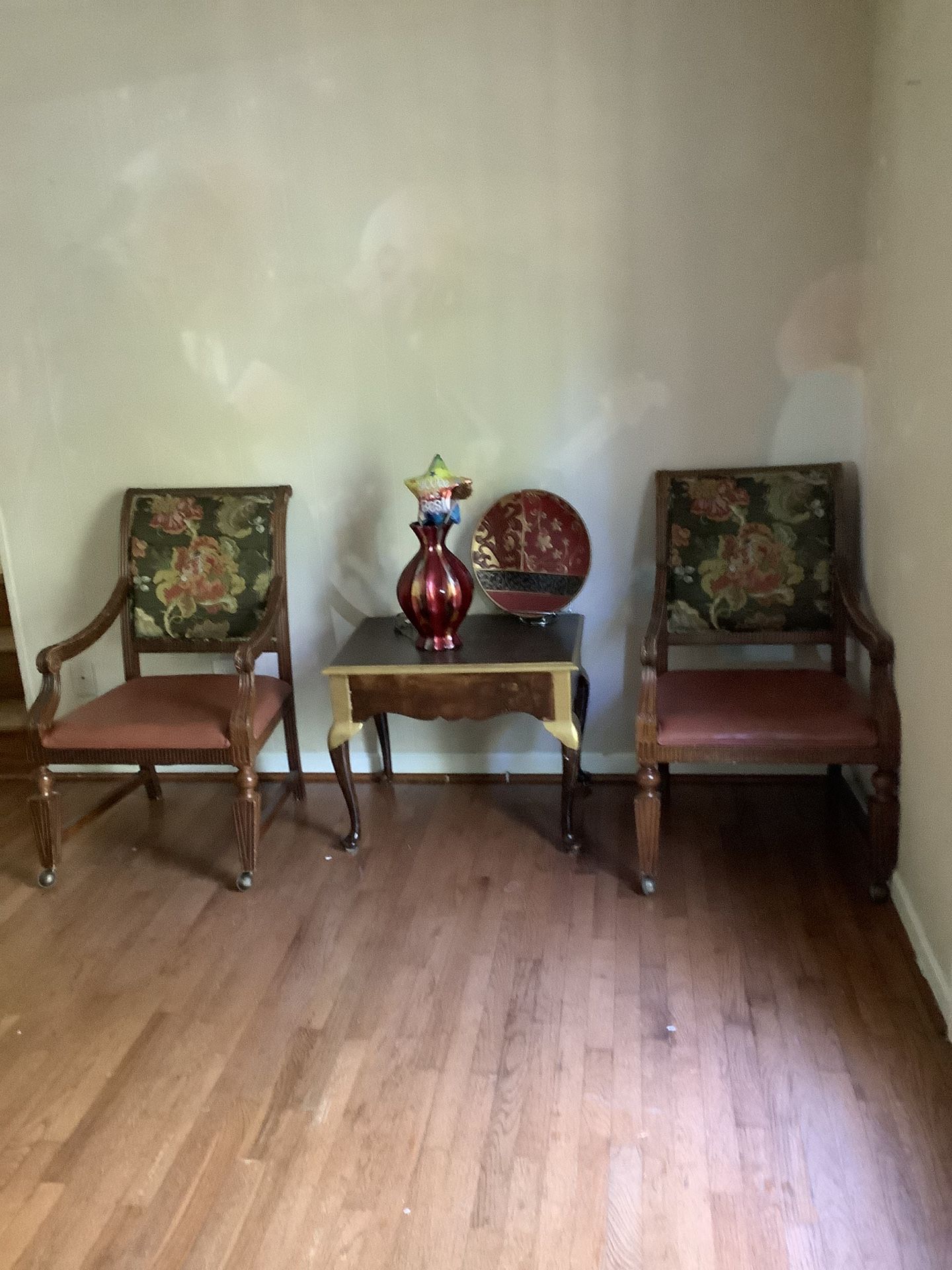 Set Of 2 Antique Chairs And Table
