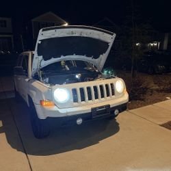 H7 LED Headlight Bulb,  High-Focus Extremely Bright 6500K Cool White Conversion Kit - Adjustable Beam, Halogen Replacement 