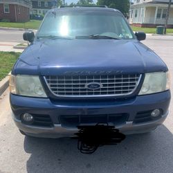 2004 Ford Explorer