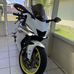 2017 Yamaha R6