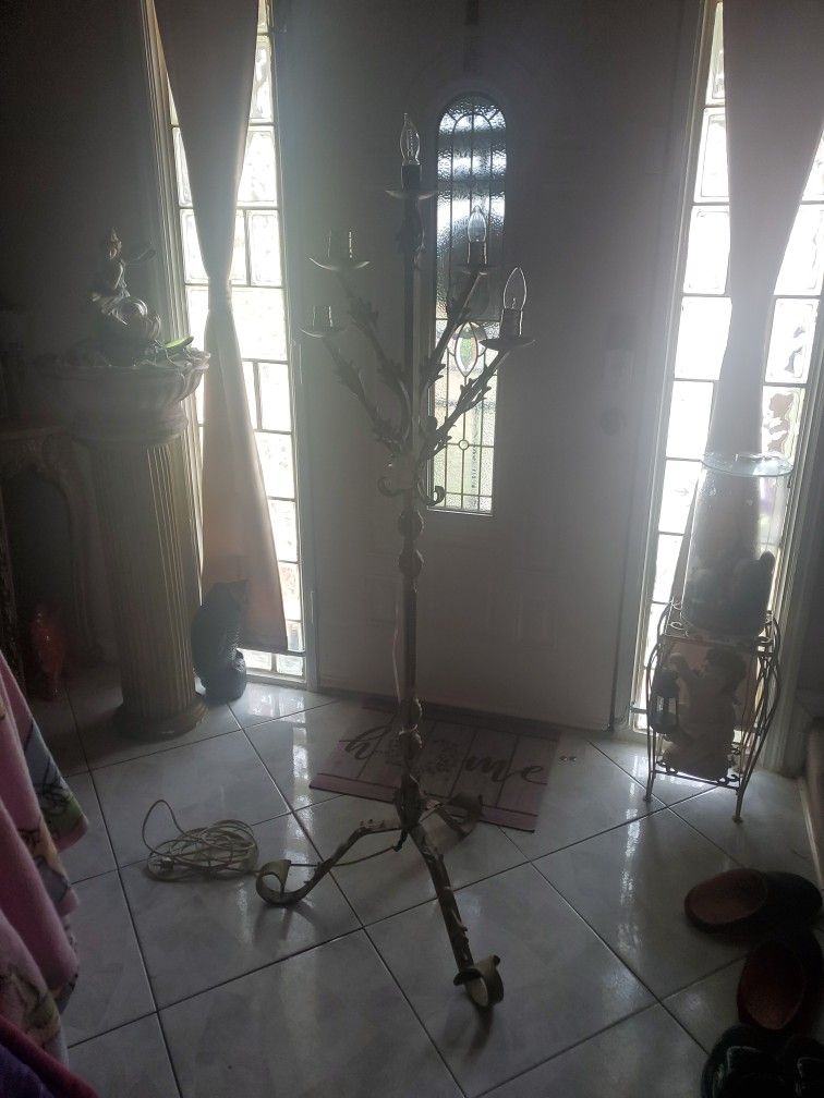 Stand up Light Or Candle Holder