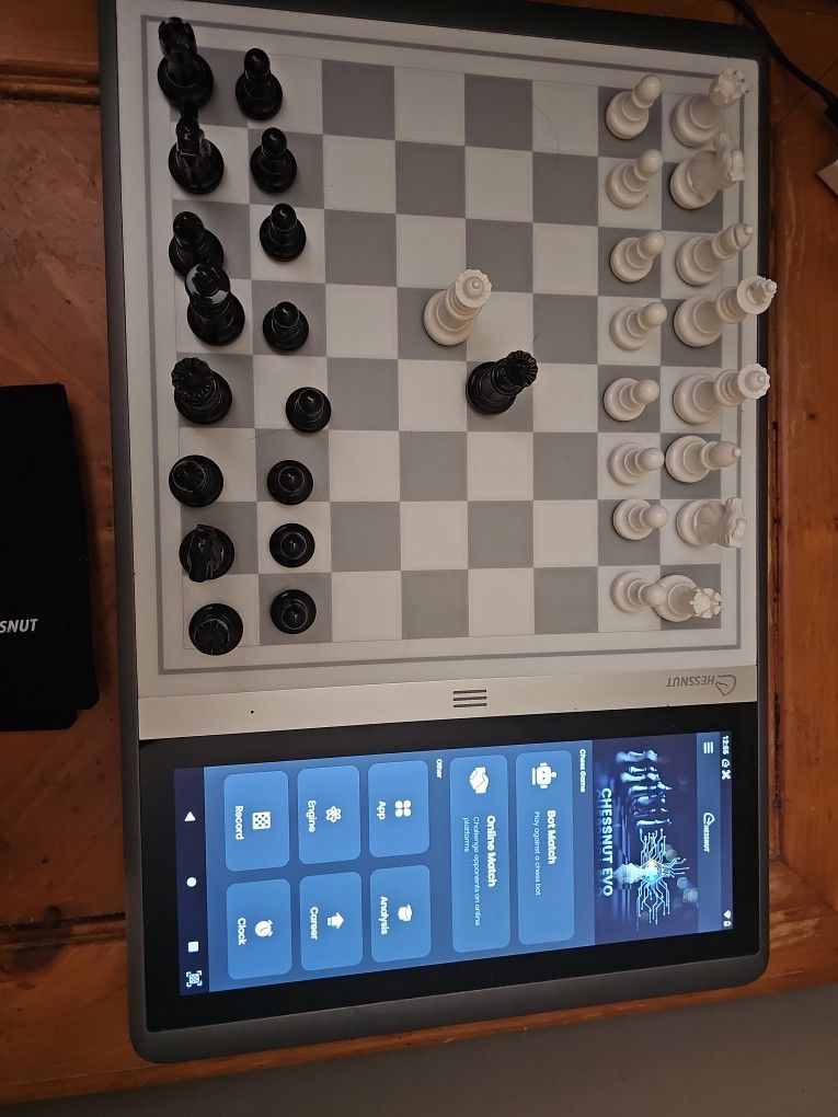 Chessnut Evo
