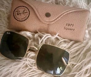 Woman Ray-Ban Sunglasses