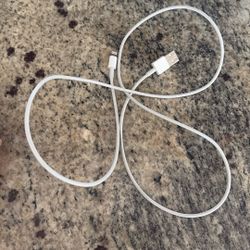 I Phone Charger Perfect Condition 5$ Or Trade 