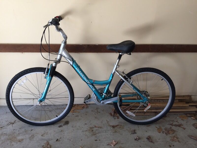 Diamondback SR Suntour M2000