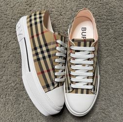 Burberry shoes
