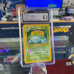 Venusaur Base Set Holo - CGC NM/M 8 *TRADE IN YOUR OLD CARDS OR GAMES FOR CREDIT HERE*