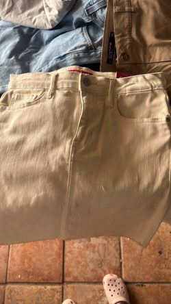 Guess skirt  Medium