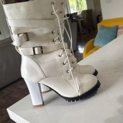 Boots New $10