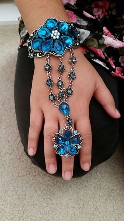 Turquoise bracelet with attached ring