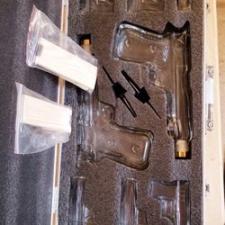 THE WINE SAVANT GUN DECANTERS