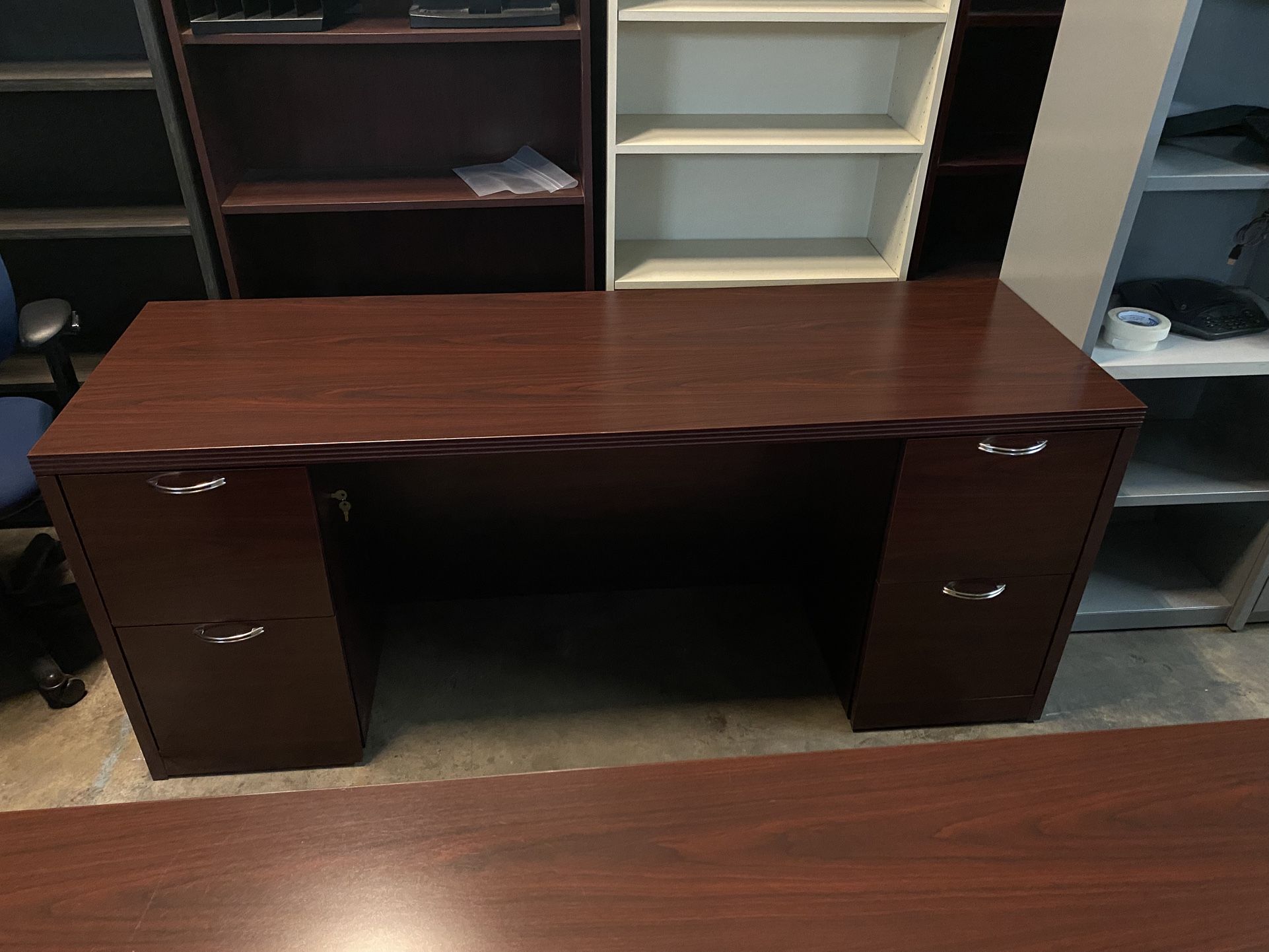Hon double cabinet desk