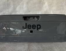 Jeep Gladiator lift gate