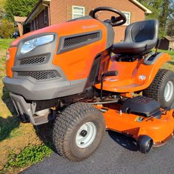 Husqvarna Riding Lawnmower 54" Mower