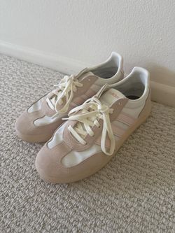 Adidas Low-Top Sneakers Pink and White