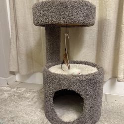 Like New 37-inch Real Carpet Cat Tree with Condo