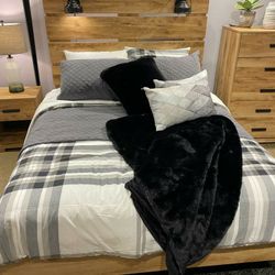 💥Cambeck Bedroom Set💥👈Financing Available Only $10 Down Payment🥳