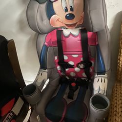 Minnie Mouse Car seat 