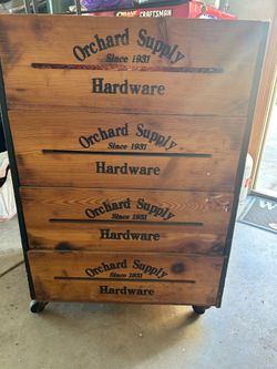 Rolling splay cart