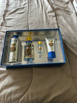 Ed hardy men’s colonge set