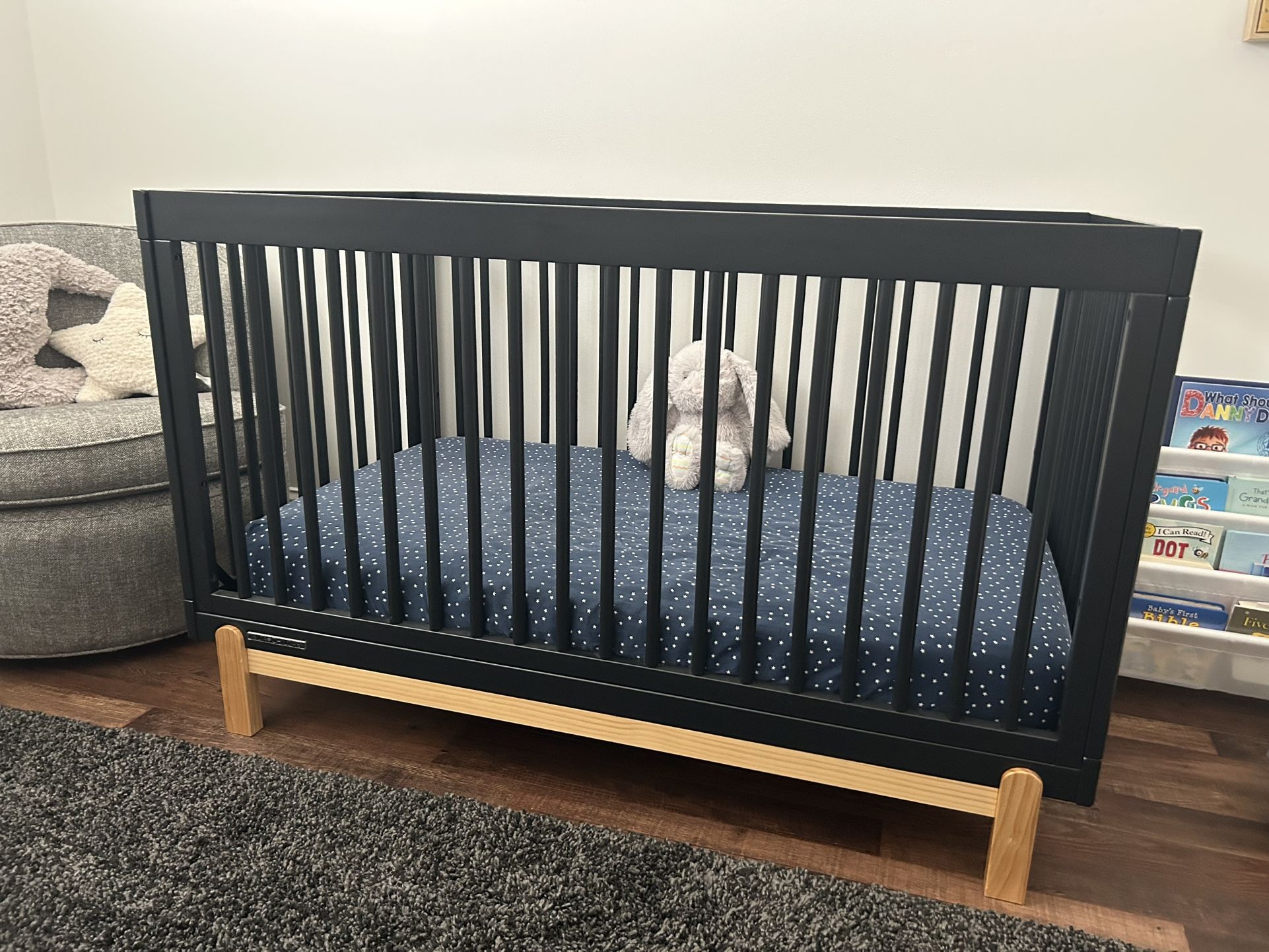 Delta Children Poppy 4-in-1 Convertible Crib