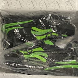 JAVI SIZE 10 BRAND NEW 