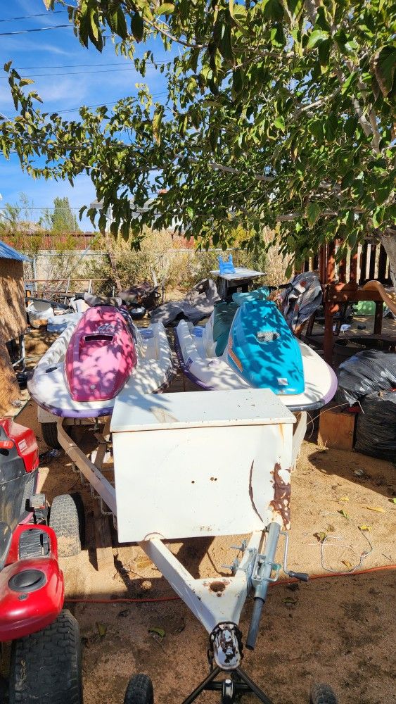 2 SEADOO With Trailer