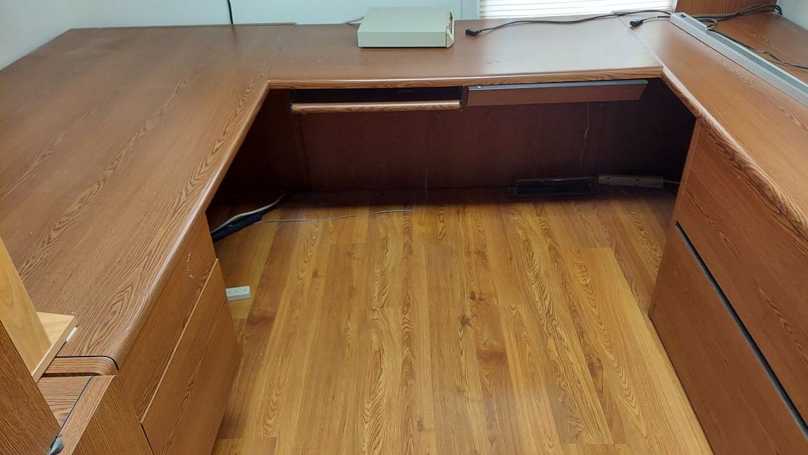 Executive Desk 