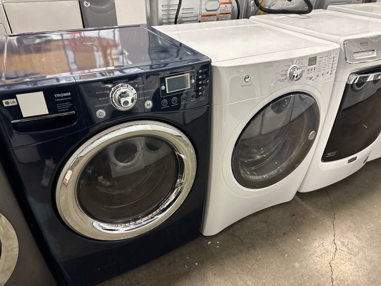 WASHING MACHINES WASHERS FRONT LOADS WORKS LIKE NEW ONES FREE ATTACHMENTS WARRANTY READ LG CE MAYTAG KENMORE ETC.