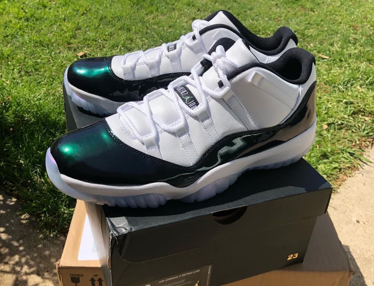 Jordan 11 Emerald