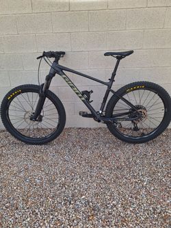 GIANT FATHOM 1 MOUNTAIN BIKE 27.5 INCH SETUP TUBELESS 12 SPEED DROPPER POST SEAT AIR FORK ROCKSHOX LOCKOUT ( MEDIUM)