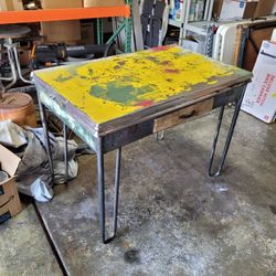 Vintage Industrial Metal Hairpin Table Art Desk 