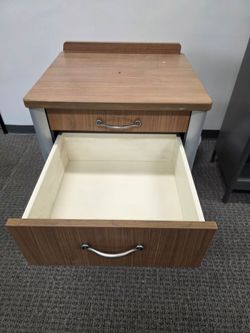 Rolling 4-Drawer Office Filing Cabinet / Storage Cabinet – $20