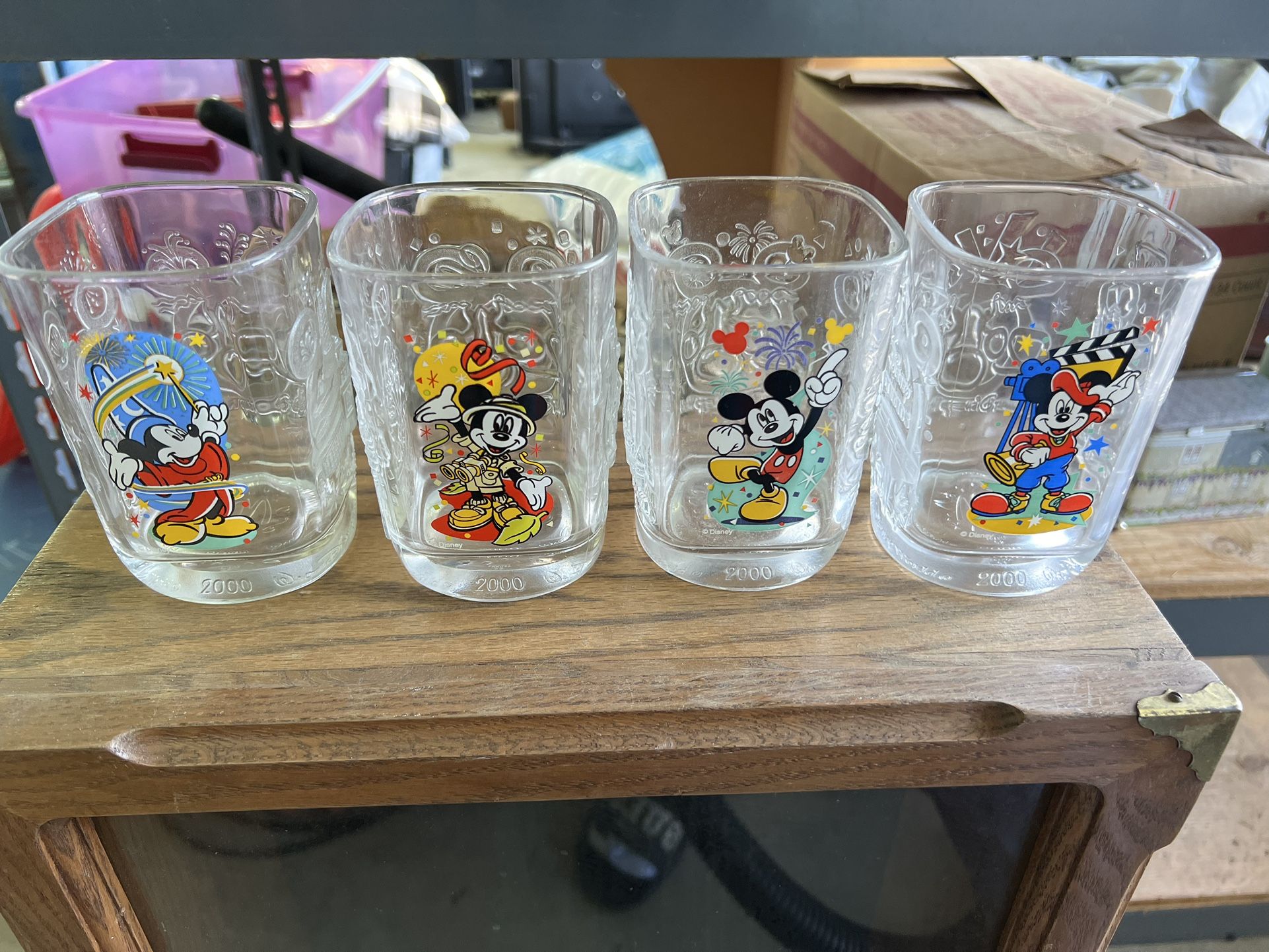 2000 Disney McDonald Cups 