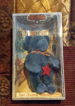 Vintage 1994 
GUND CHRISTMAS COLLECTIBLE BEAR  "YULEBEARY"