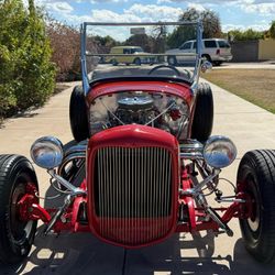 1927 Ford Roadster 