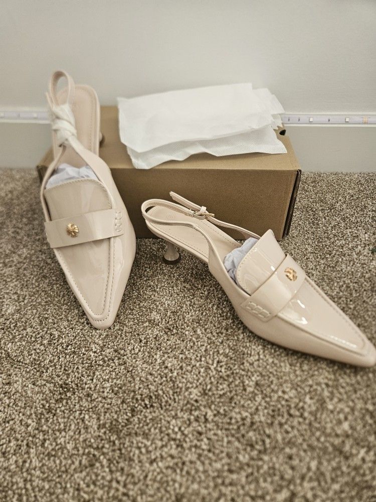 Womens Size 8 Brand New In Box Never Worn Cream Heels