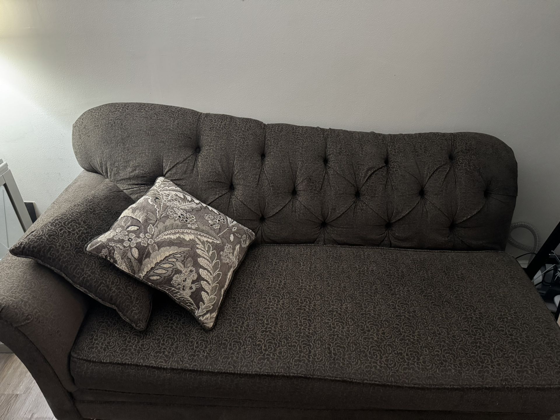 living room set( Brown)