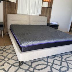 💤🛌🏻💤 $209 Queen Cool Gel Memory Foam Mattress Only $209 💤🛌🏻💤